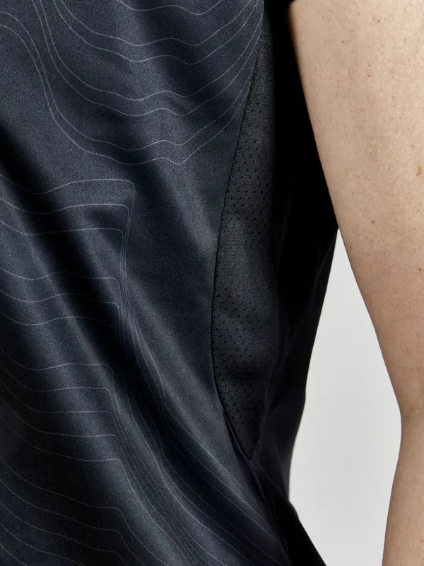 1910954-999000_Evolve Referee Jersey W_Closeup5.jpg